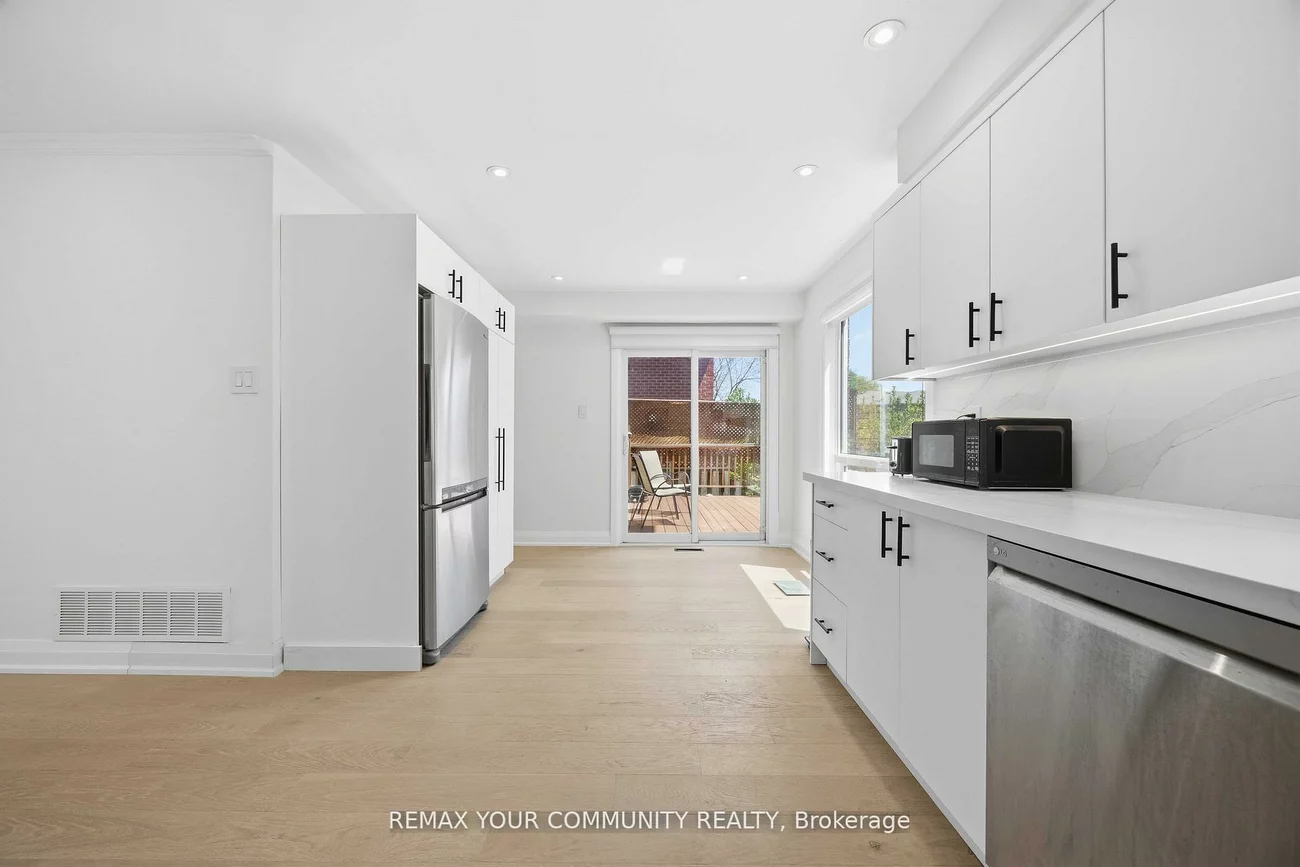 251, Osmond, Bristol-London, Newmarket