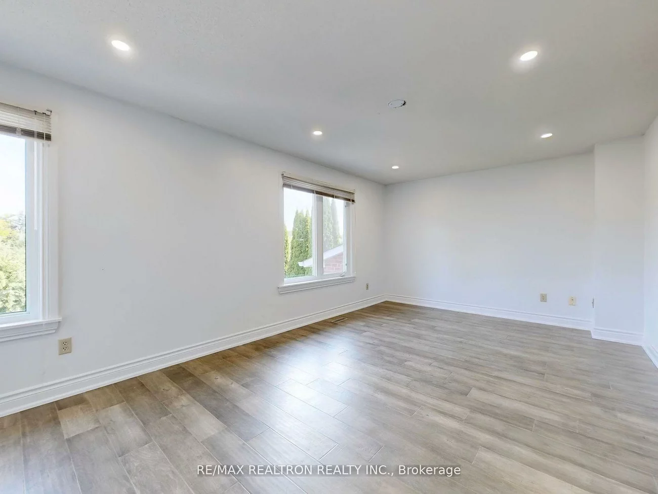 187, Crossland, Glenway Estates, Newmarket