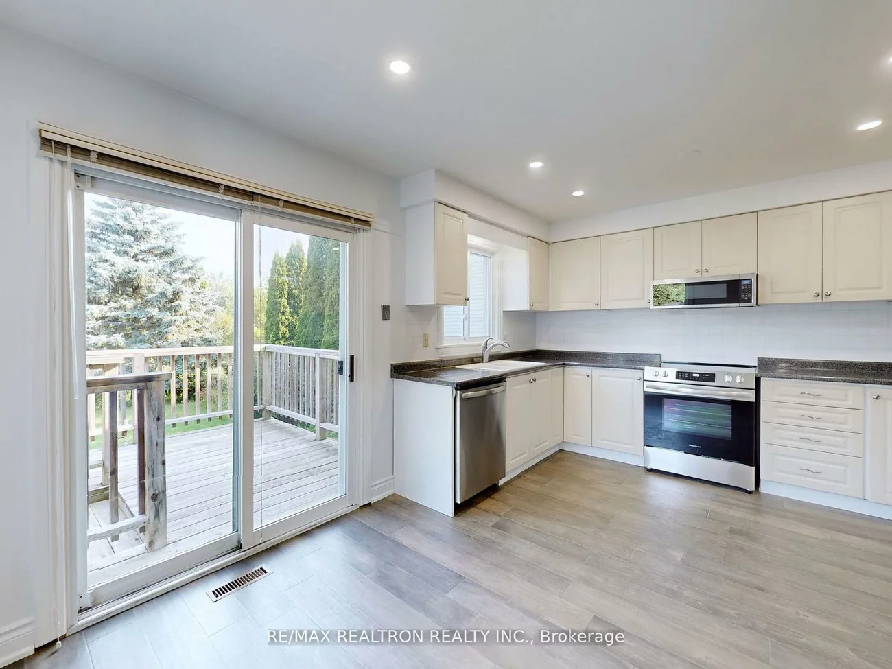 187, Crossland, Glenway Estates, Newmarket