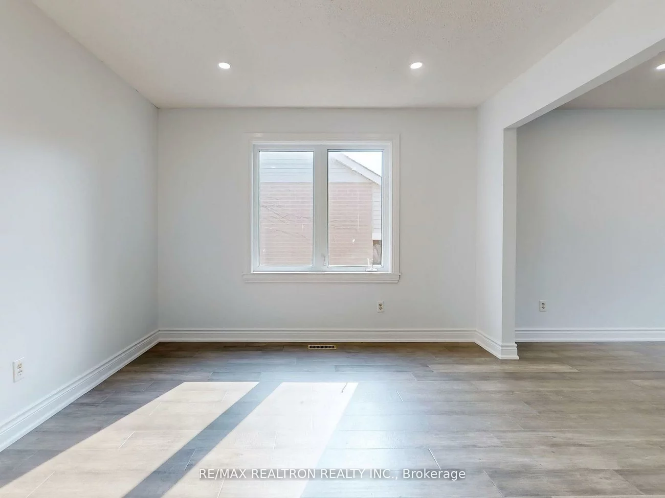 187, Crossland, Glenway Estates, Newmarket