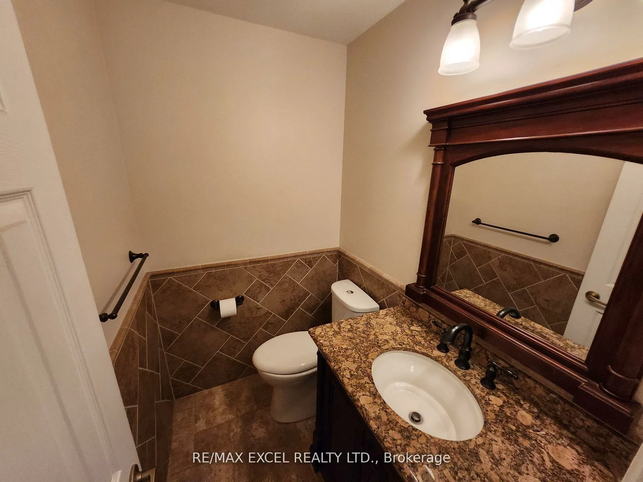 316, Alex Doner, Glenway Estates, Newmarket
