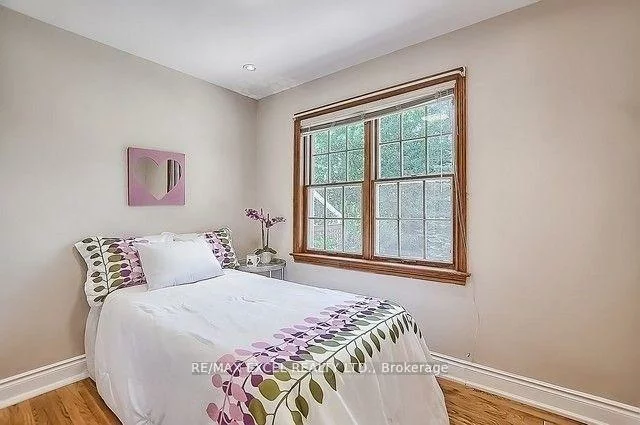 43, Boothbay, Central Newmarket, Newmarket