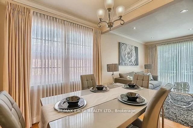 43, Boothbay, Central Newmarket, Newmarket