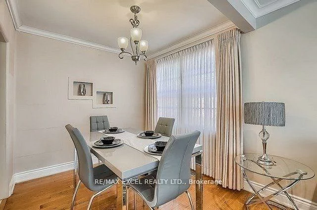 43, Boothbay, Central Newmarket, Newmarket
