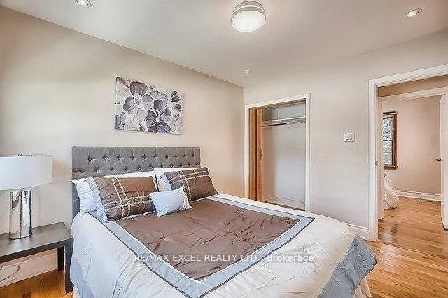 43, Boothbay, Central Newmarket, Newmarket