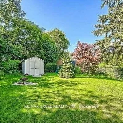 43, Boothbay, Central Newmarket, Newmarket