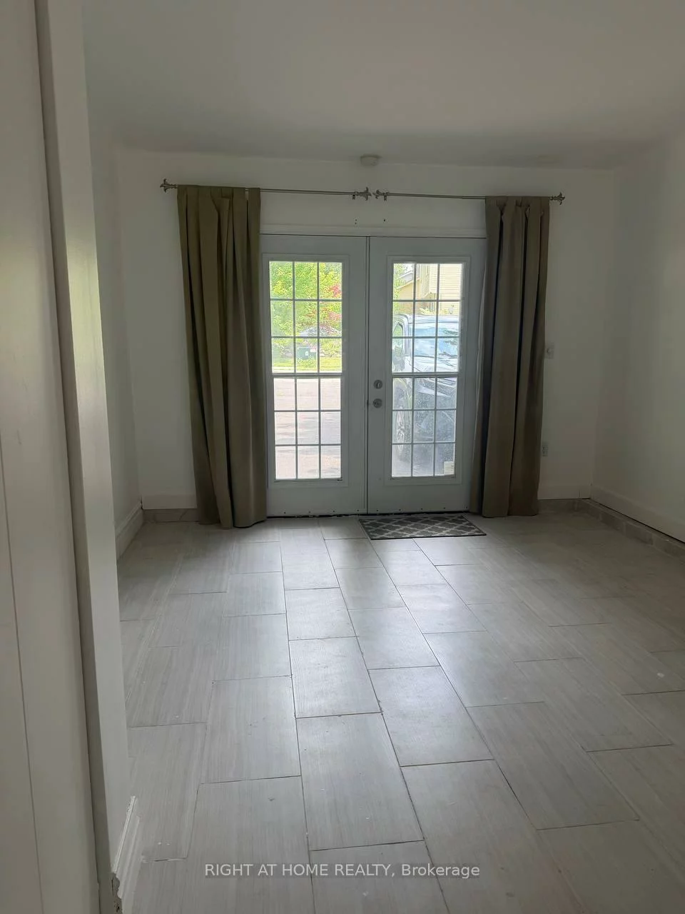 278, Waratah, Huron Heights-Leslie Valley, Newmarket
