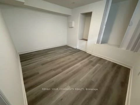 34, Main, Central Newmarket, Newmarket