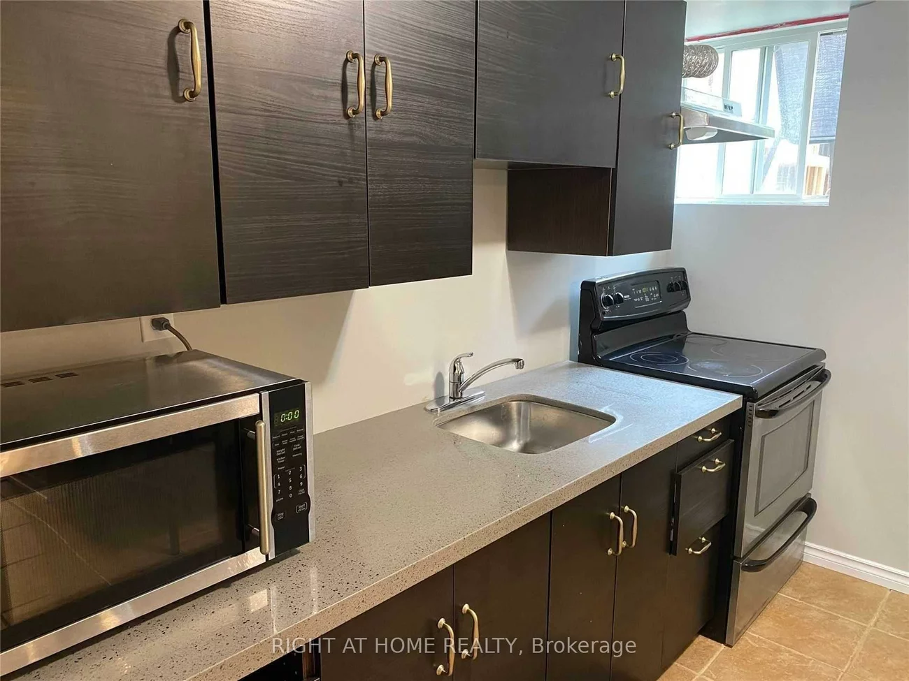 223, Woodspring, Woodland Hill, Newmarket