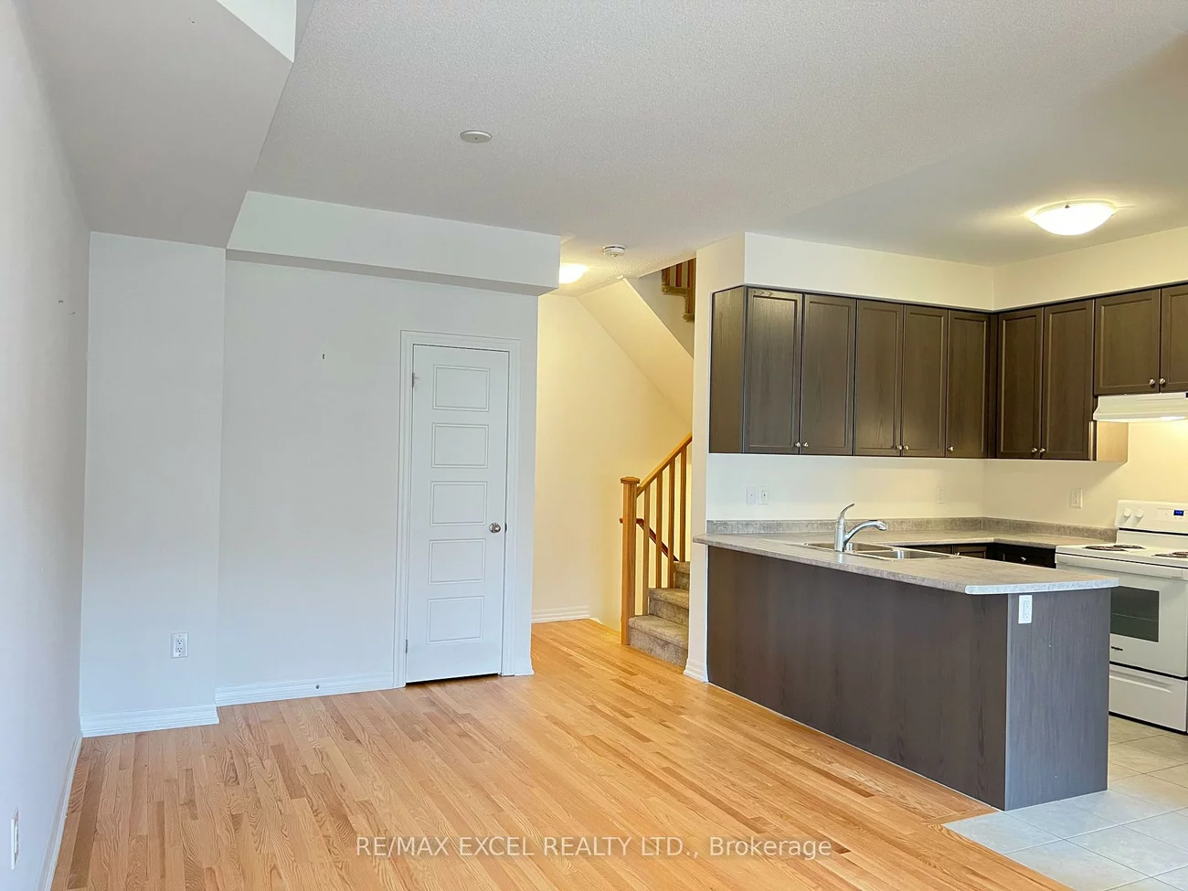 251, Vivant, Woodland Hill, Newmarket