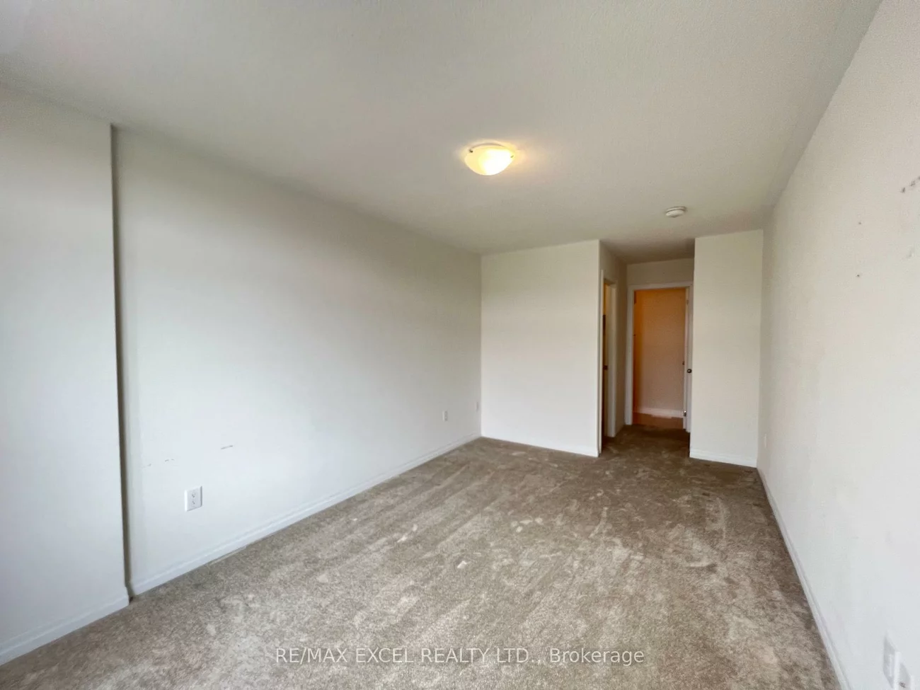 251, Vivant, Woodland Hill, Newmarket