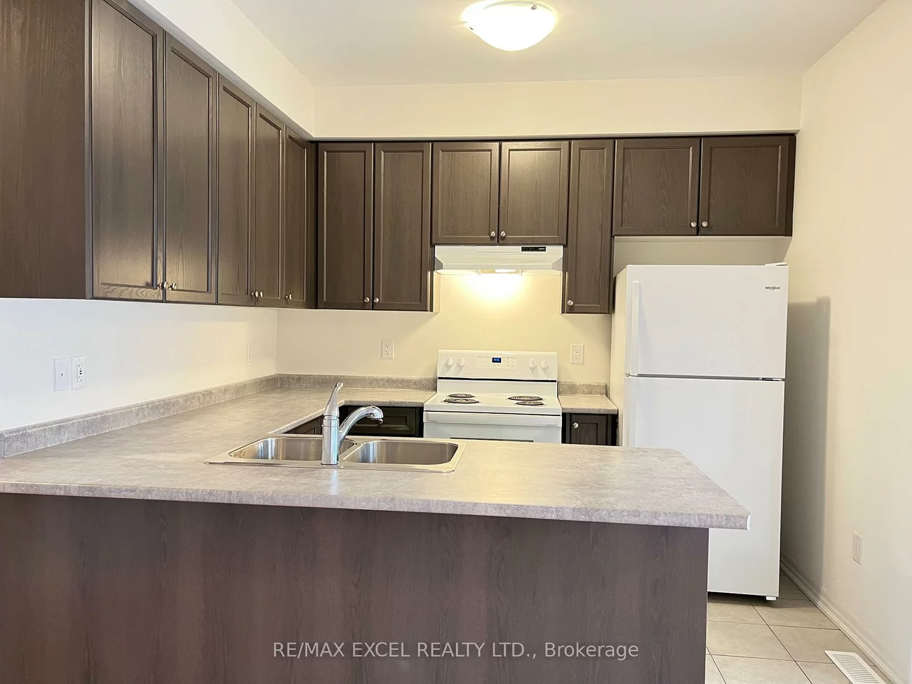 251, Vivant, Woodland Hill, Newmarket