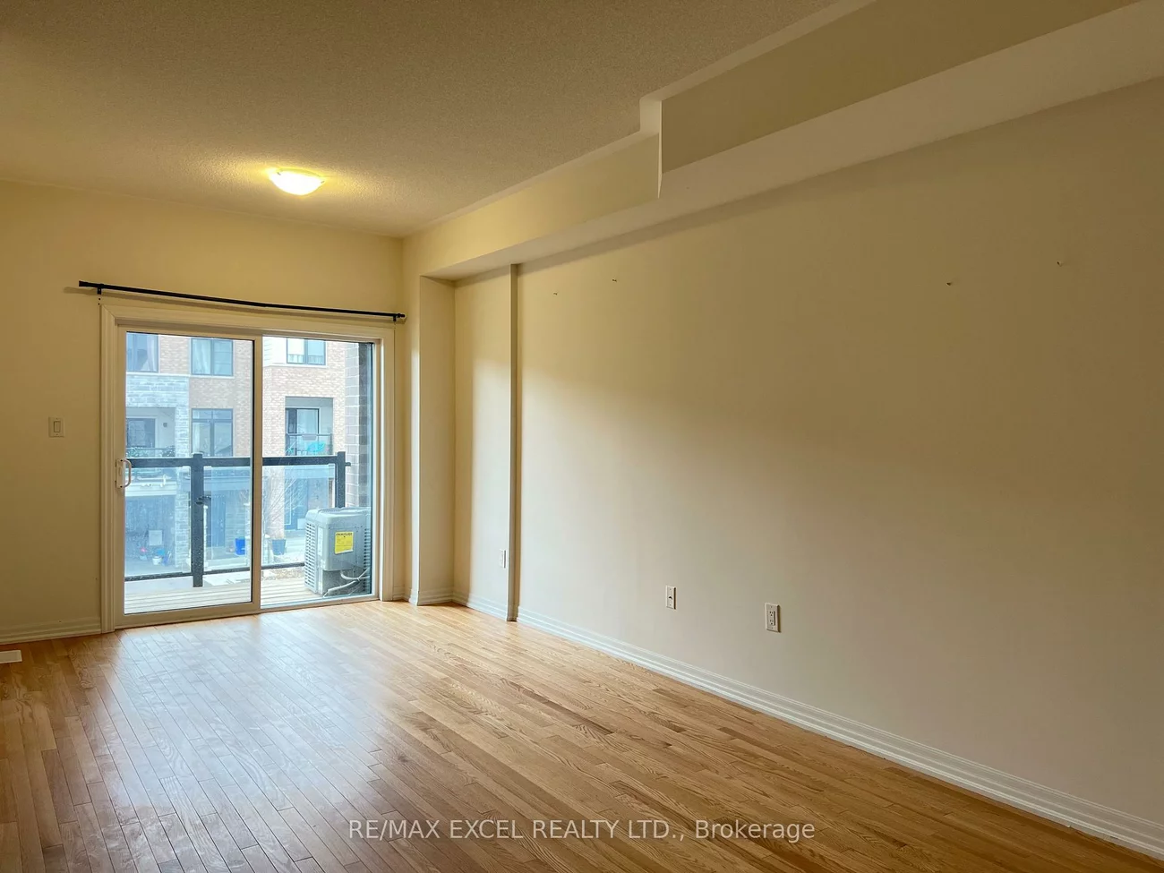 251, Vivant, Woodland Hill, Newmarket
