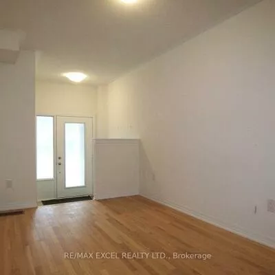 251, Vivant, Woodland Hill, Newmarket