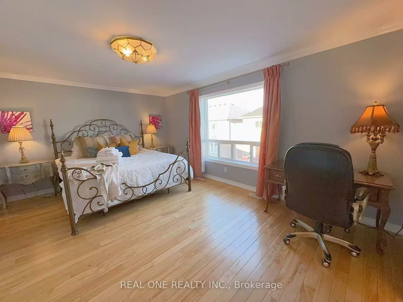 193, Dean Burton, Woodland Hill, Newmarket