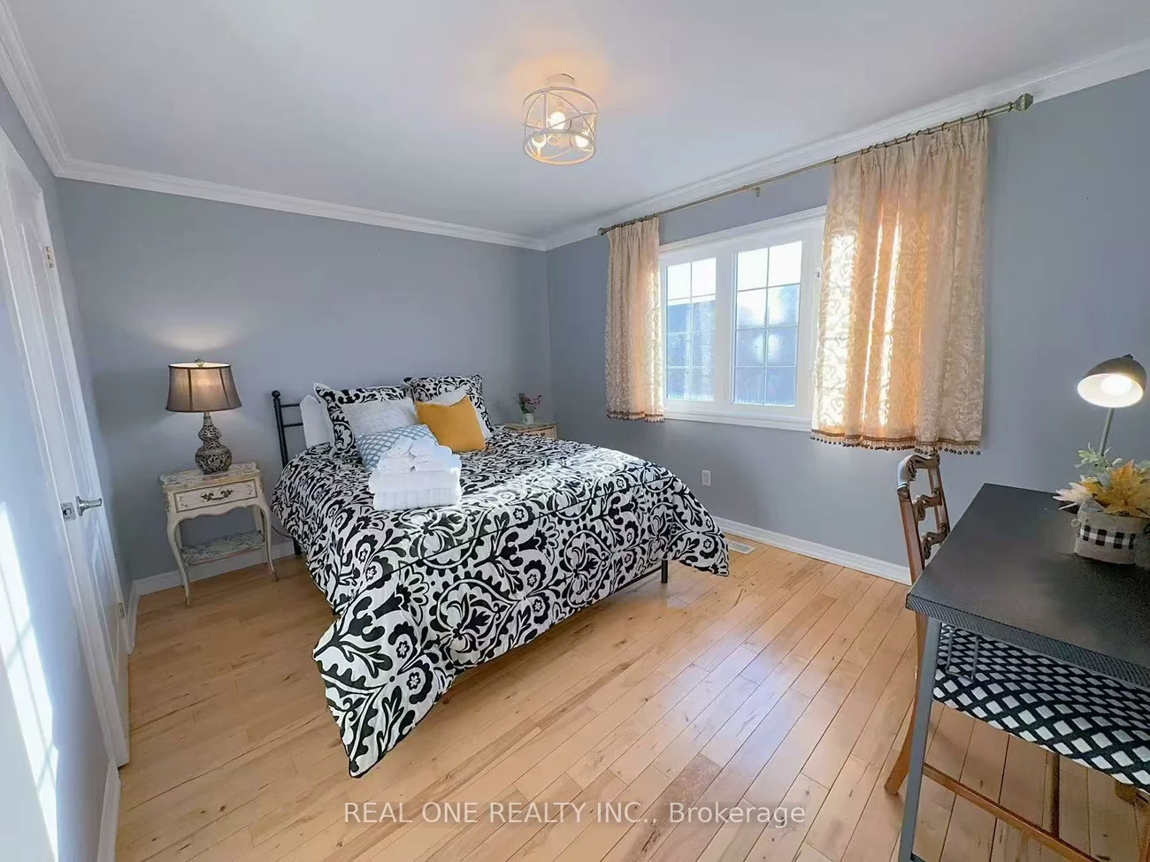 193, Dean Burton, Woodland Hill, Newmarket
