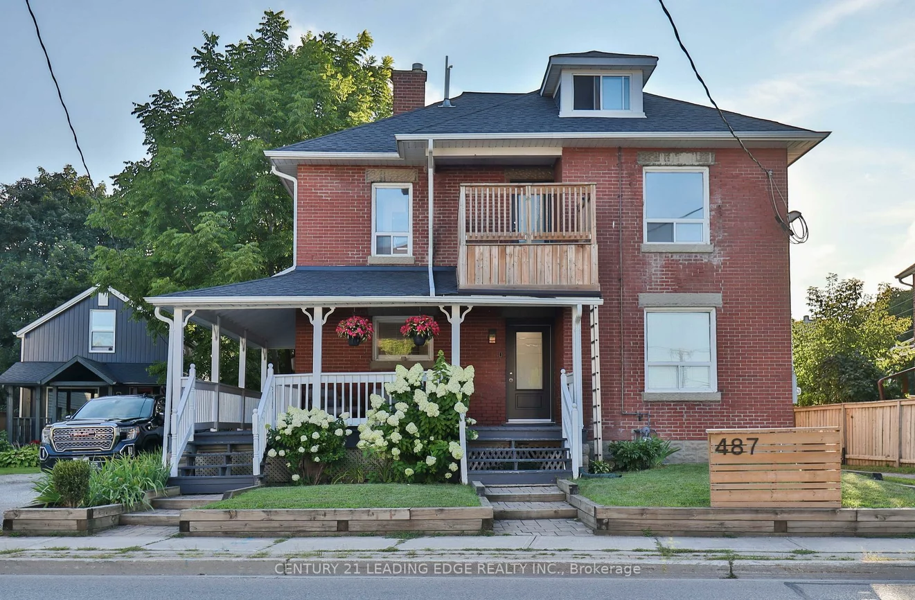 487, Eagle, Central Newmarket, Newmarket
