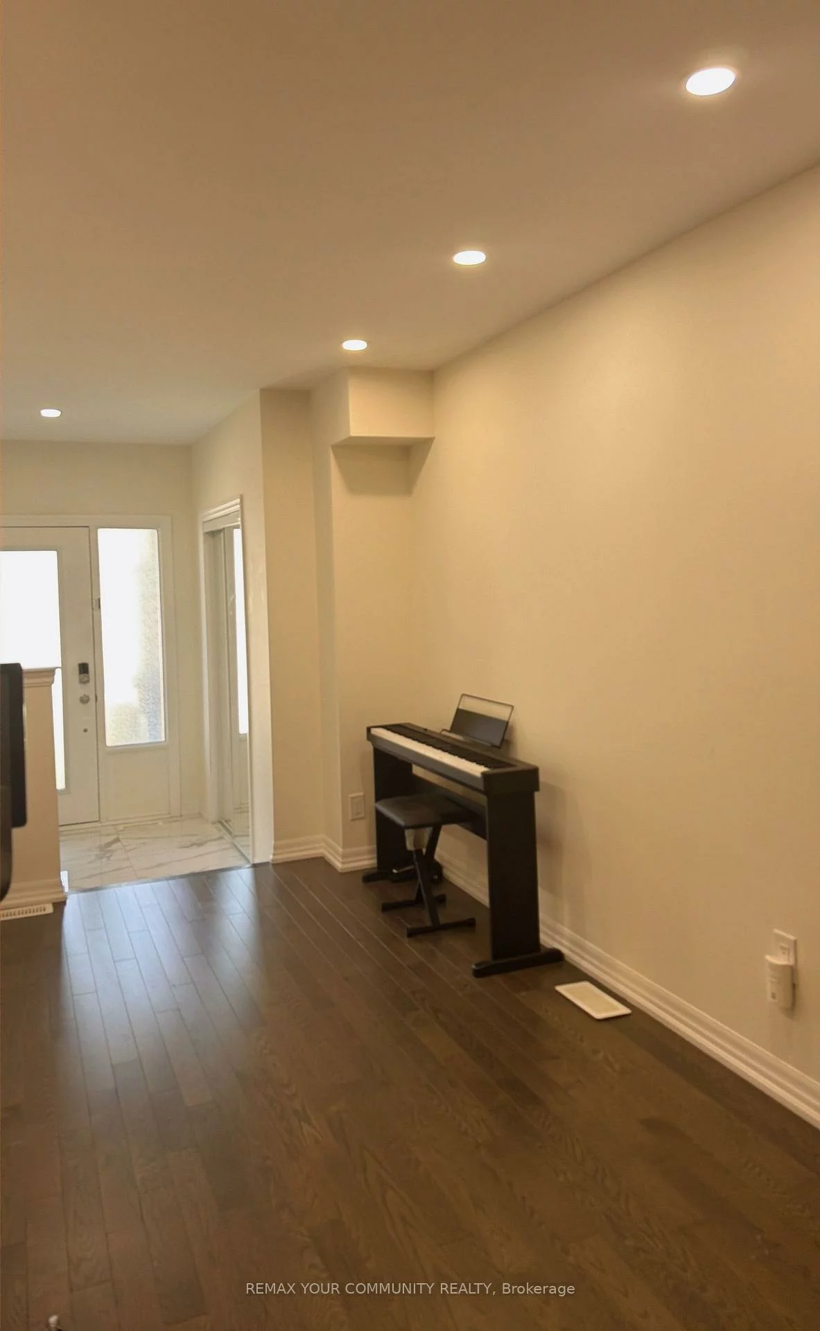 51, Vantage, Woodland Hill, Newmarket