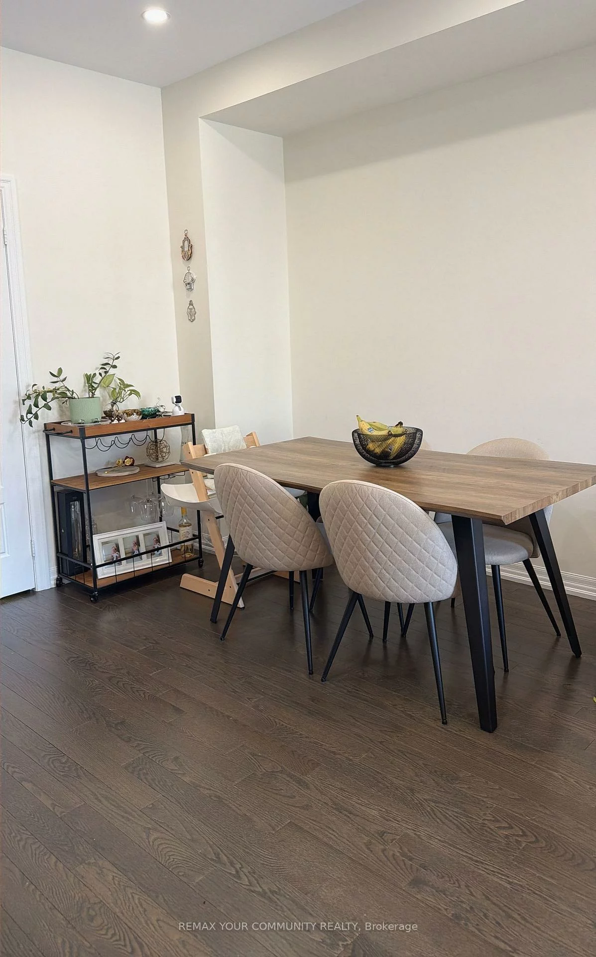 51, Vantage, Woodland Hill, Newmarket