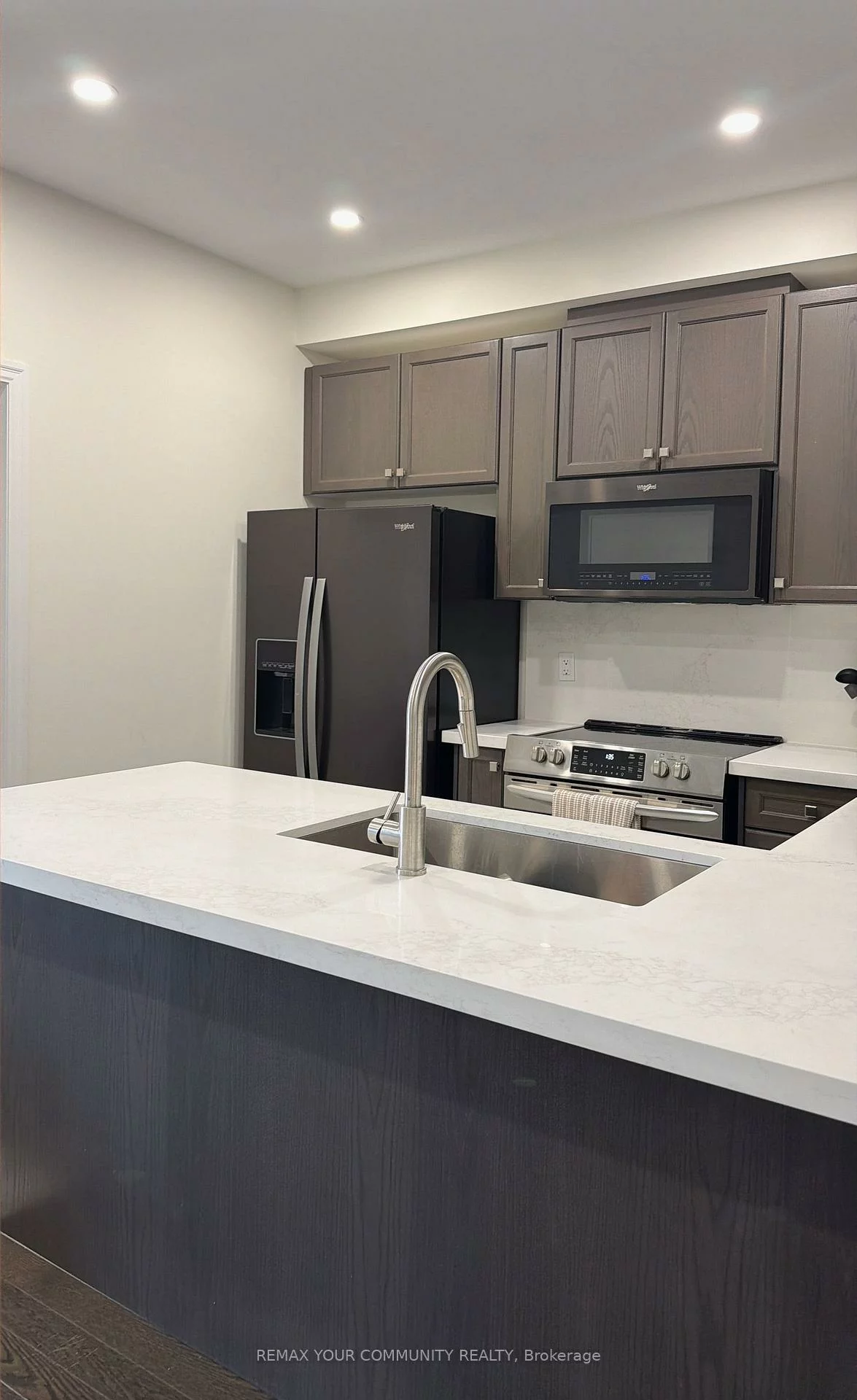 51, Vantage, Woodland Hill, Newmarket