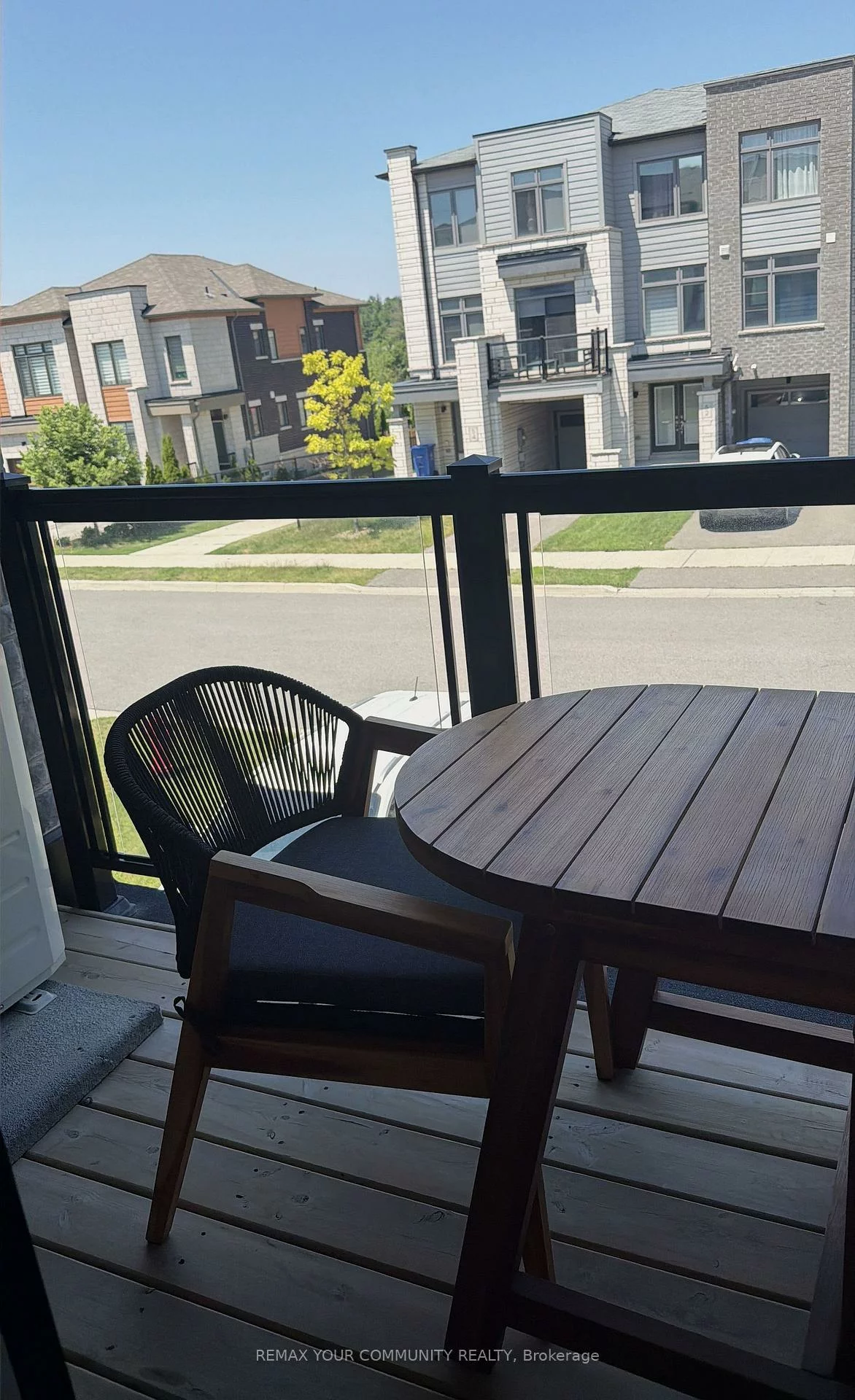 51, Vantage, Woodland Hill, Newmarket