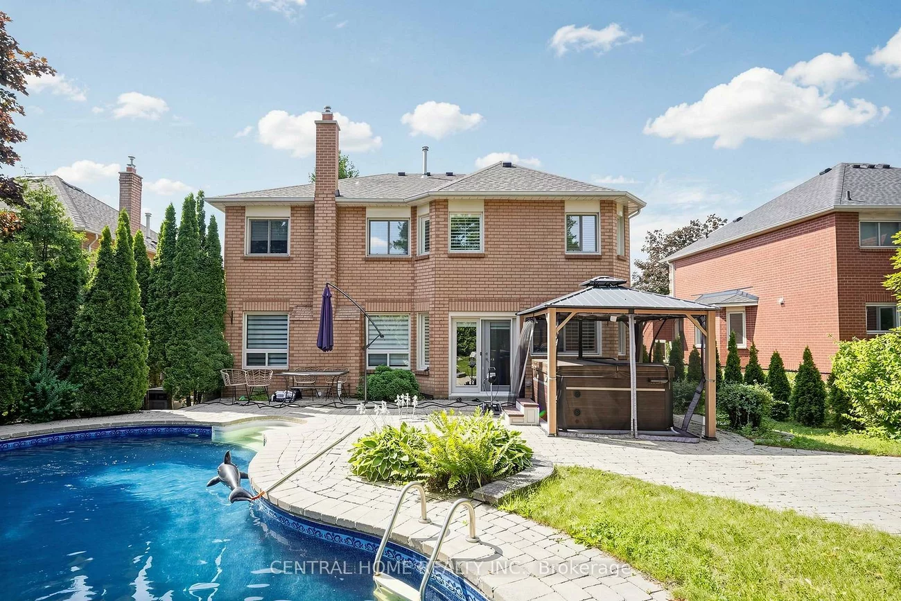 307, Alex Doner, Glenway Estates, Newmarket