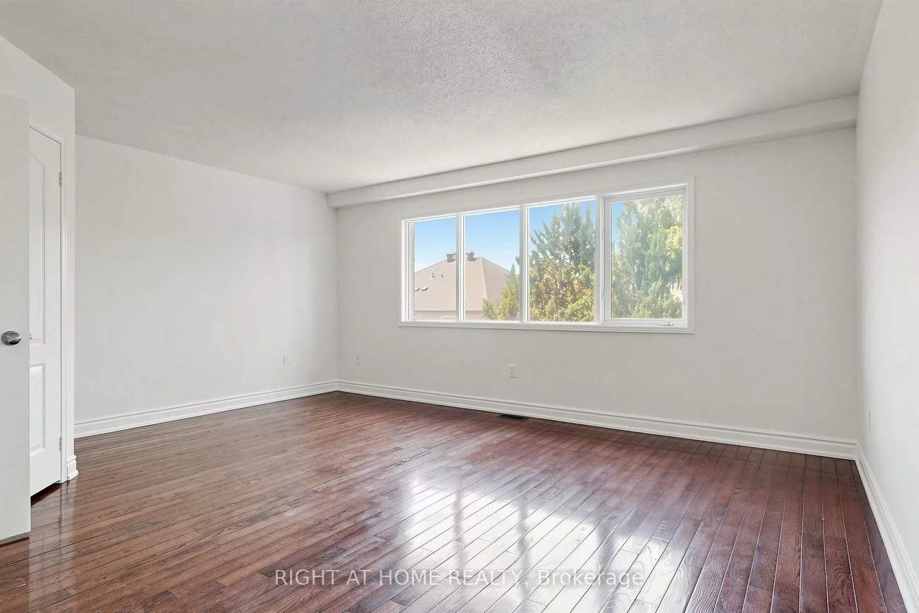 22, Foxtail, Armitage, Newmarket