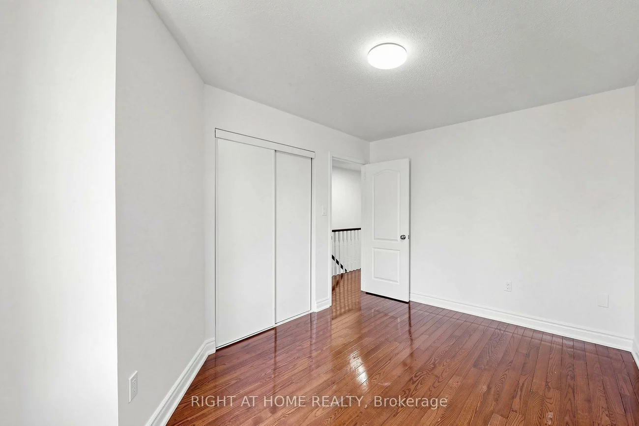 22, Foxtail, Armitage, Newmarket