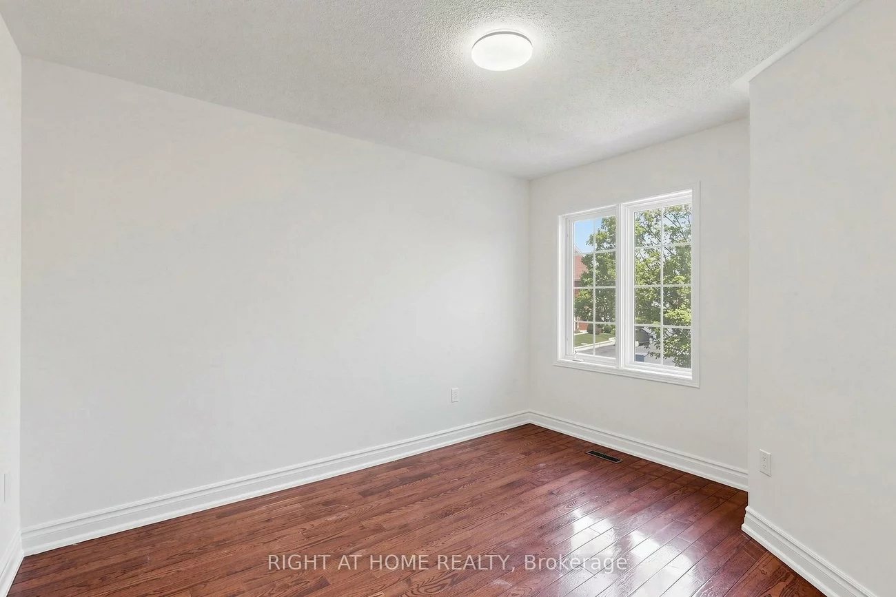22, Foxtail, Armitage, Newmarket