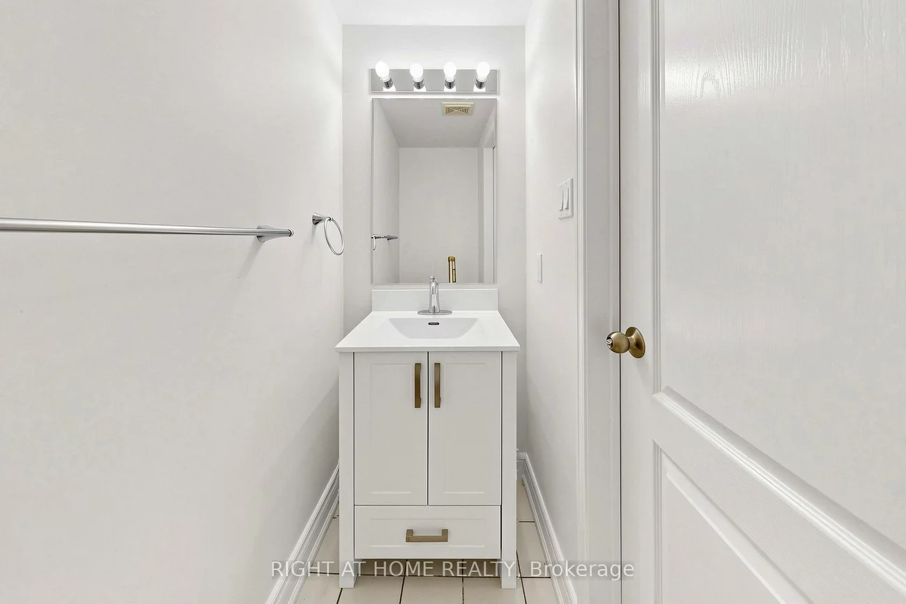 22, Foxtail, Armitage, Newmarket