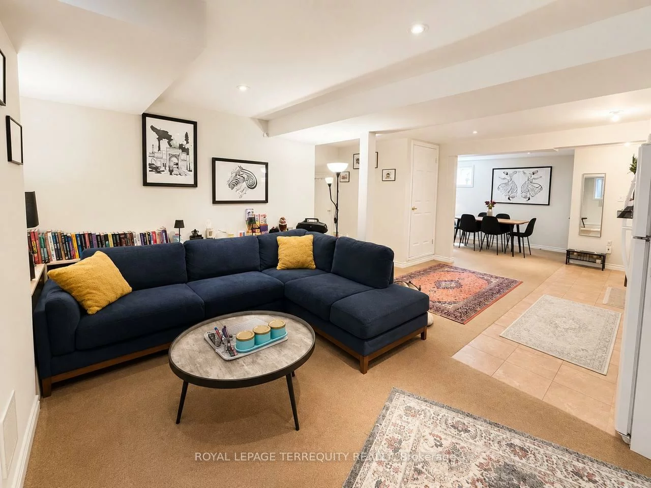 42, Portland Cres, Bristol-London, Newmarket