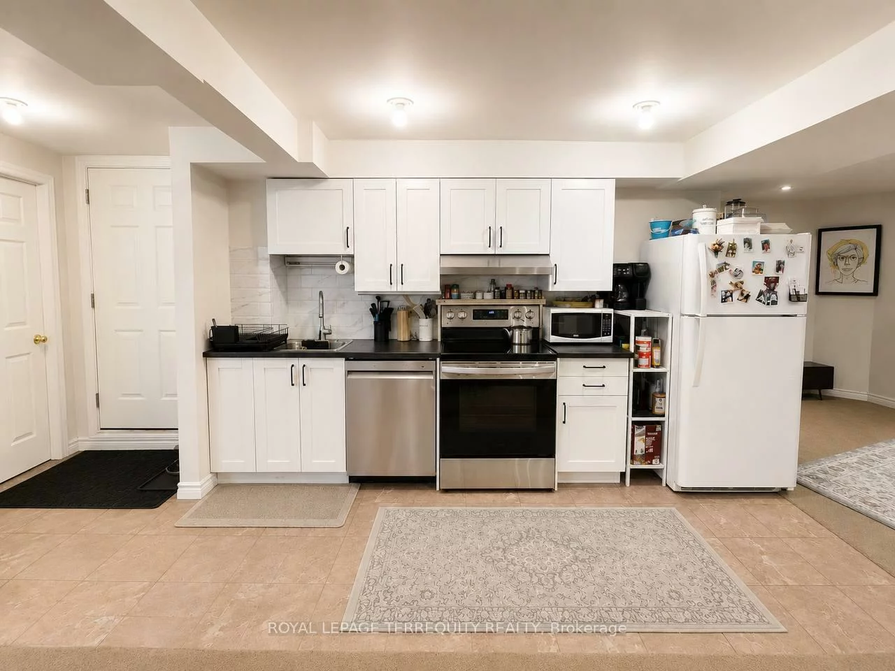 42, Portland Cres, Bristol-London, Newmarket
