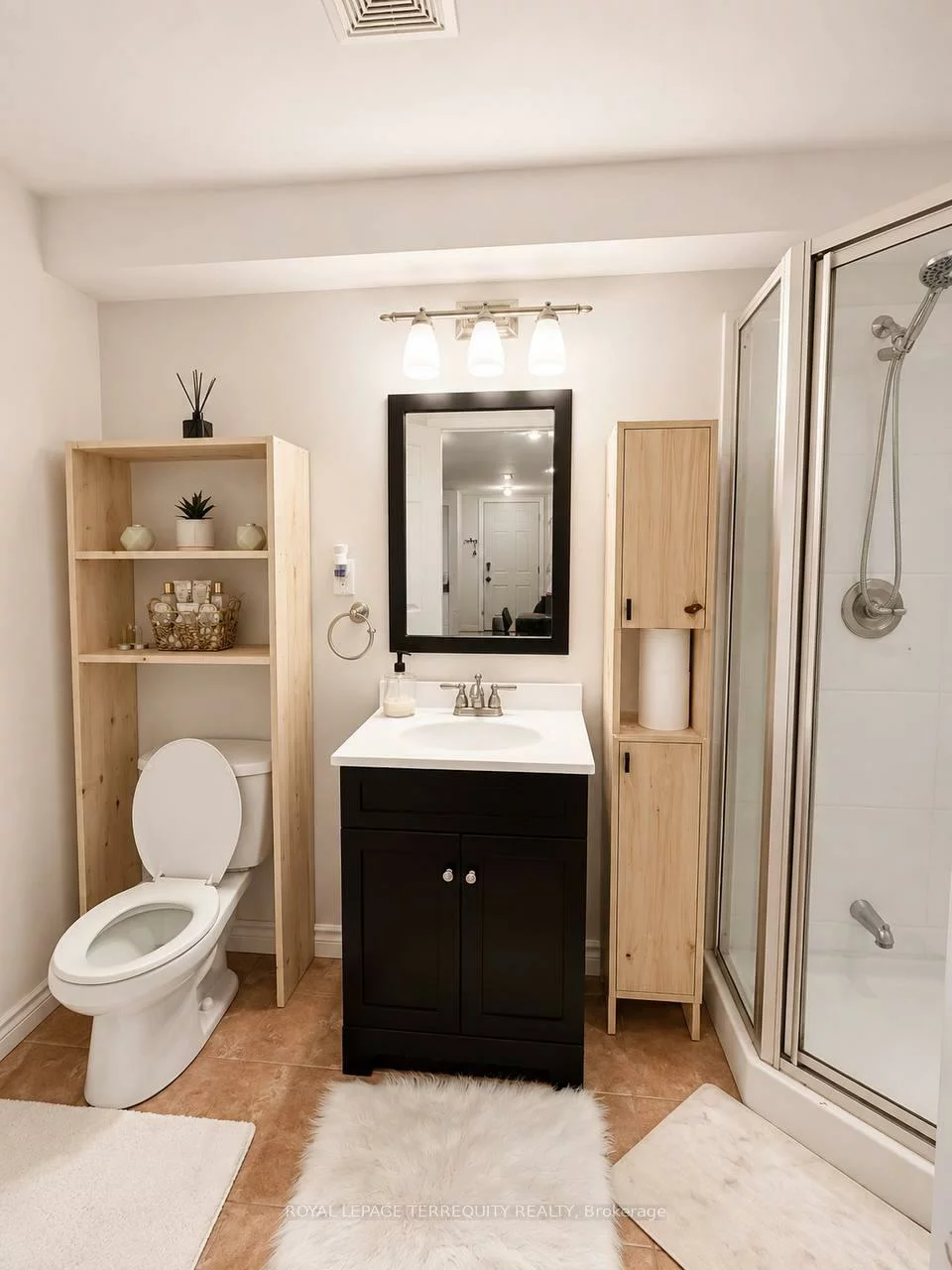 42, Portland Cres, Bristol-London, Newmarket