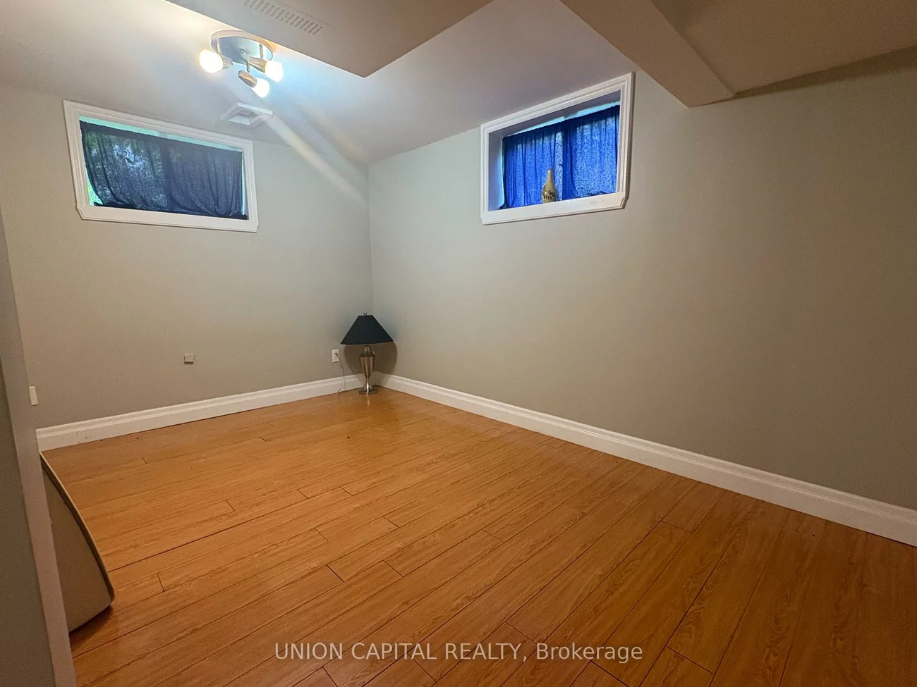 248, James, Central Newmarket, Newmarket
