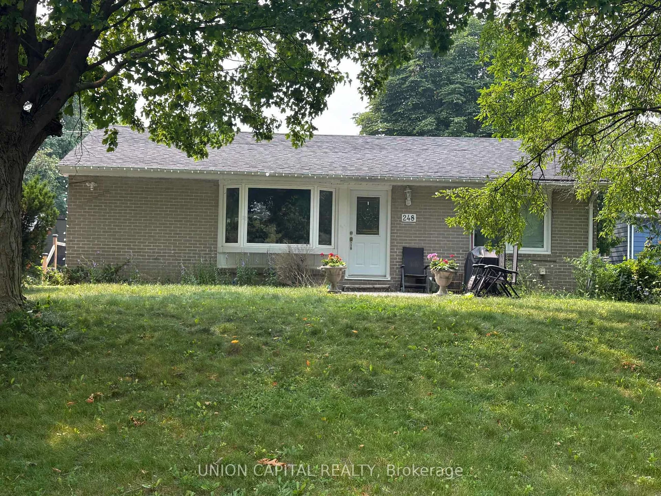 248, James, Central Newmarket, Newmarket