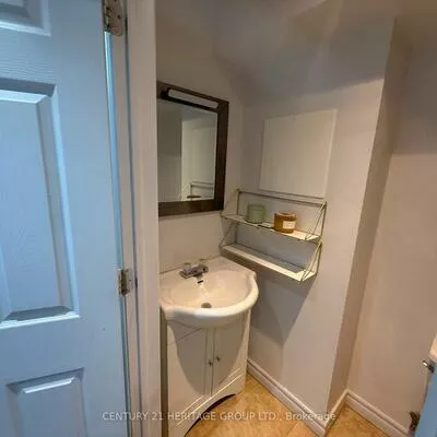 109, Bonshaw, Woodland Hill, Newmarket