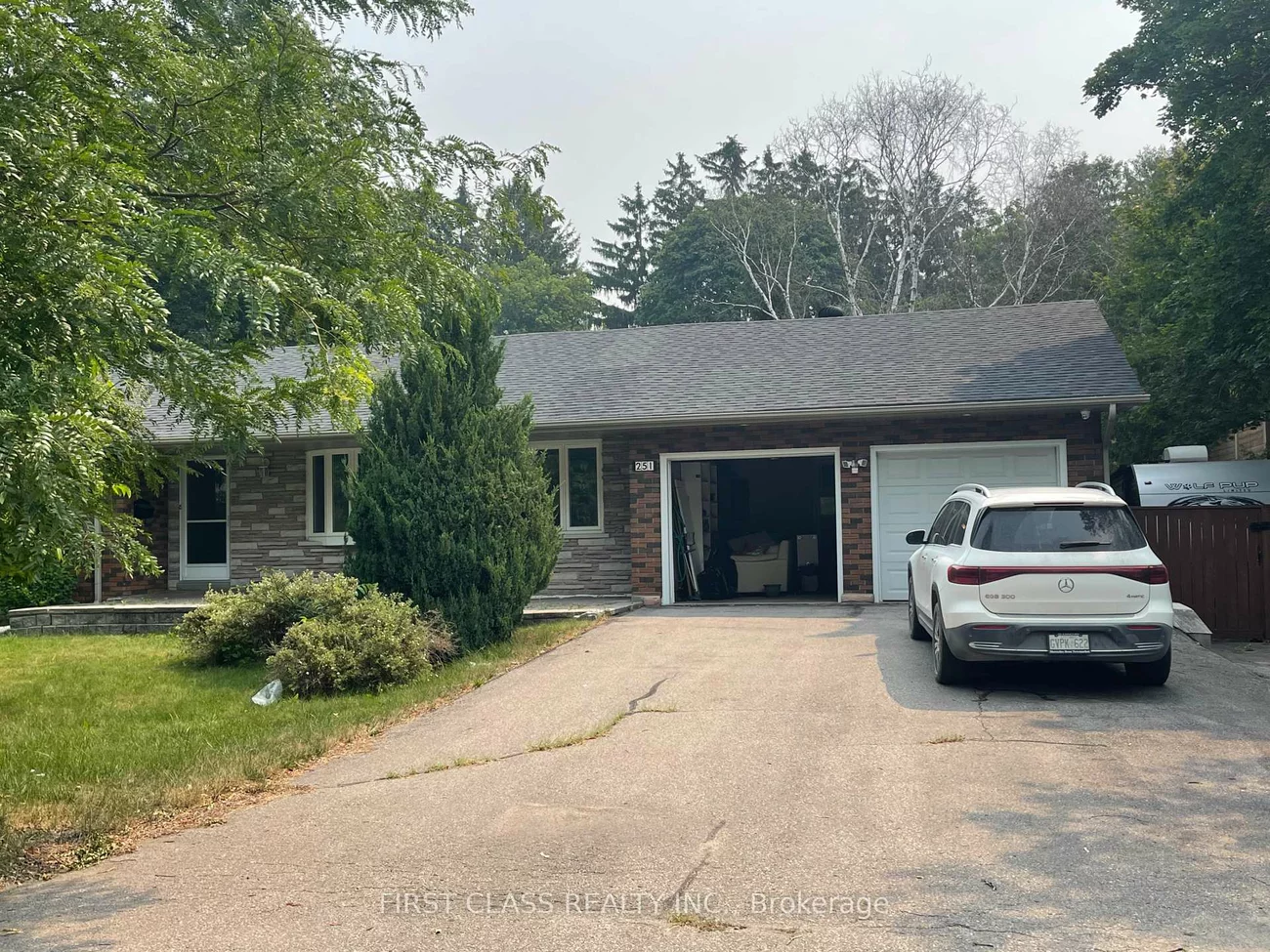 251, Scott, Central Newmarket, Newmarket