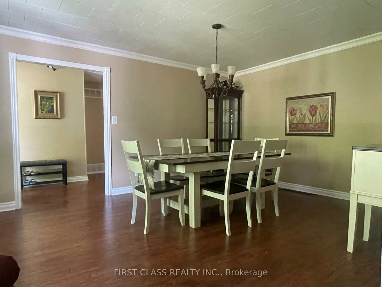 251, Scott, Central Newmarket, Newmarket