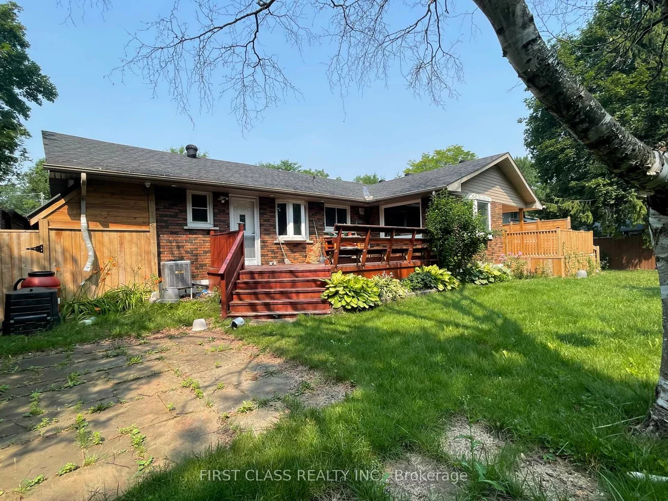 251, Scott, Central Newmarket, Newmarket