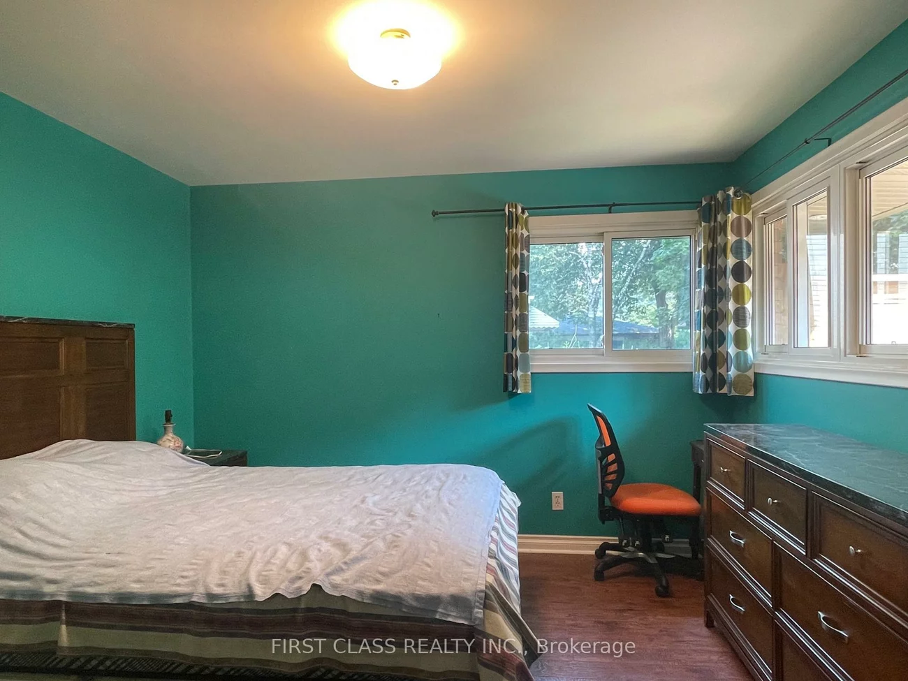 251, Scott, Central Newmarket, Newmarket