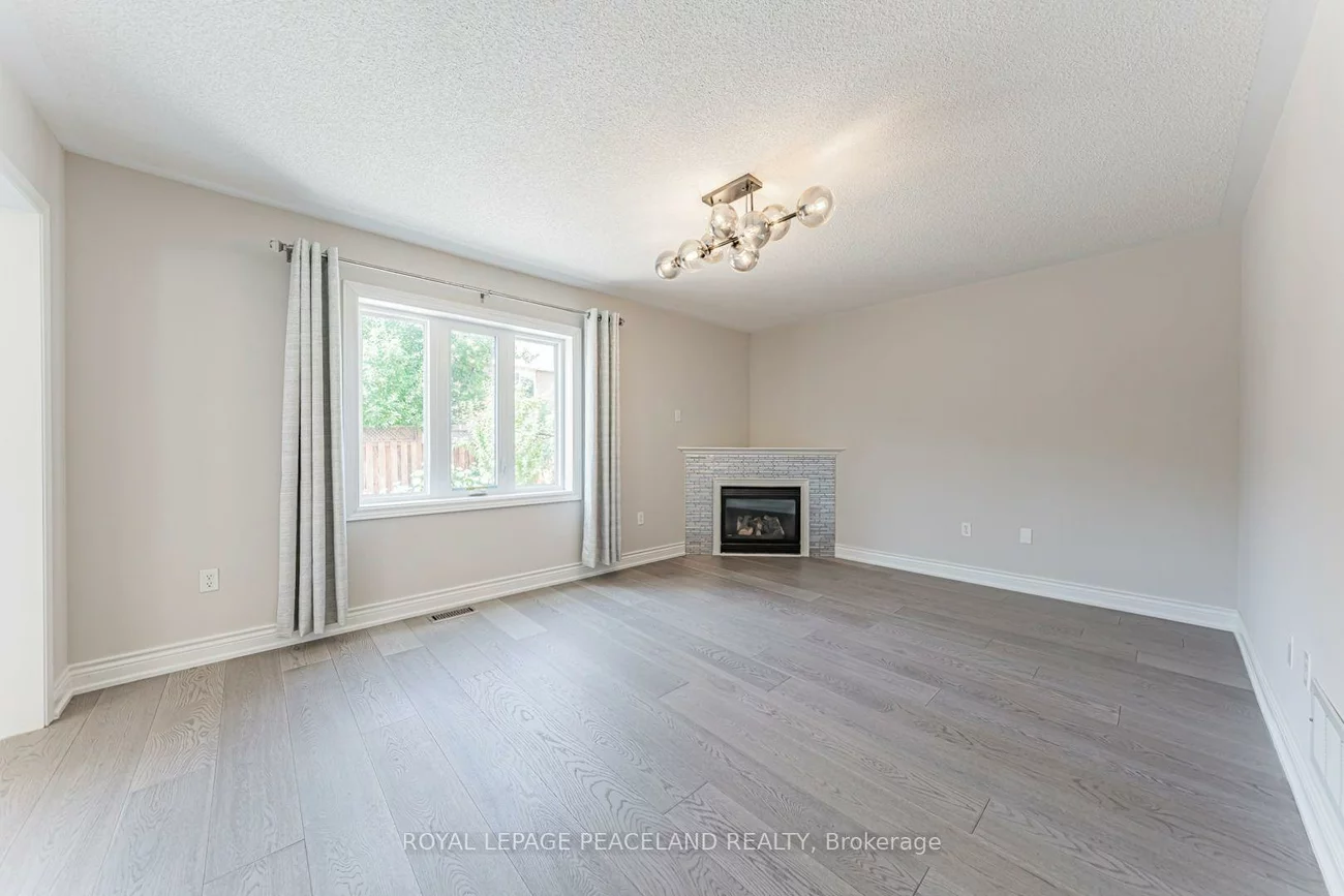 152, Flagstone, Woodland Hill, Newmarket
