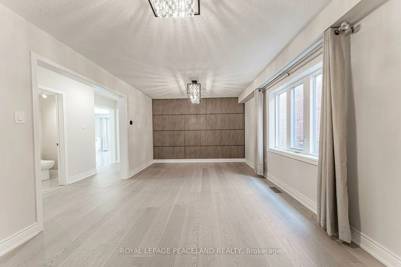 152, Flagstone, Woodland Hill, Newmarket