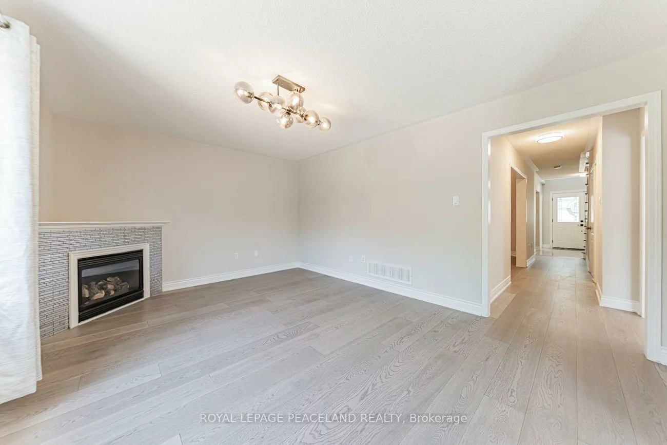 152, Flagstone, Woodland Hill, Newmarket