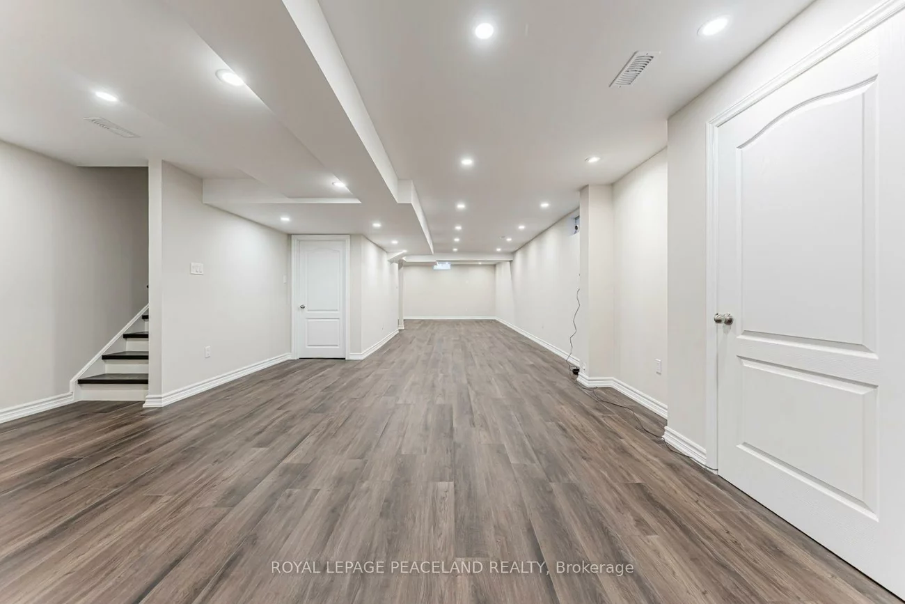 152, Flagstone, Woodland Hill, Newmarket