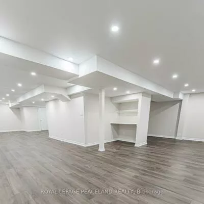 152, Flagstone, Woodland Hill, Newmarket