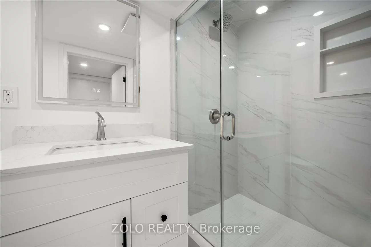 278, Alex Doner, Glenway Estates, Newmarket