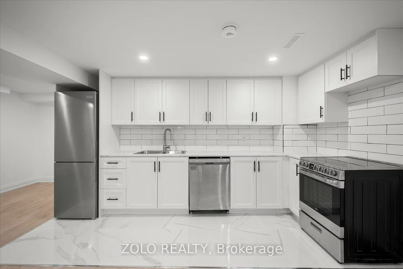 278, Alex Doner, Glenway Estates, Newmarket
