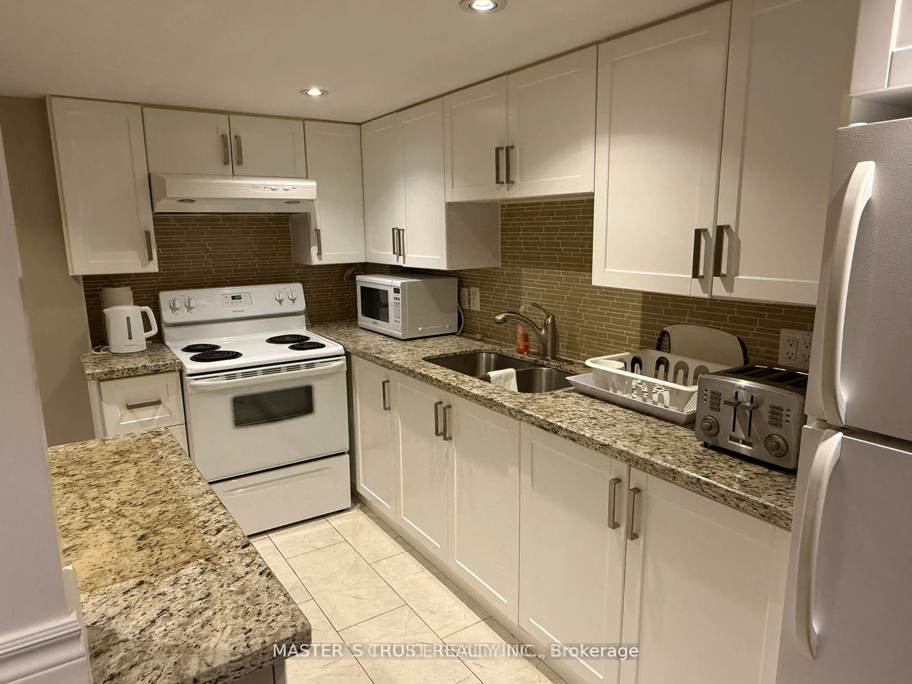 206, aspenwood dr, Woodland Hill, Newmarket