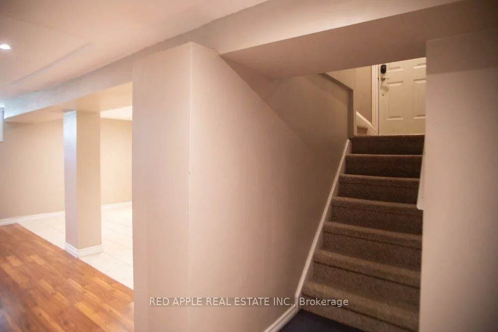 126, LONGFORD, Bristol-London, Newmarket