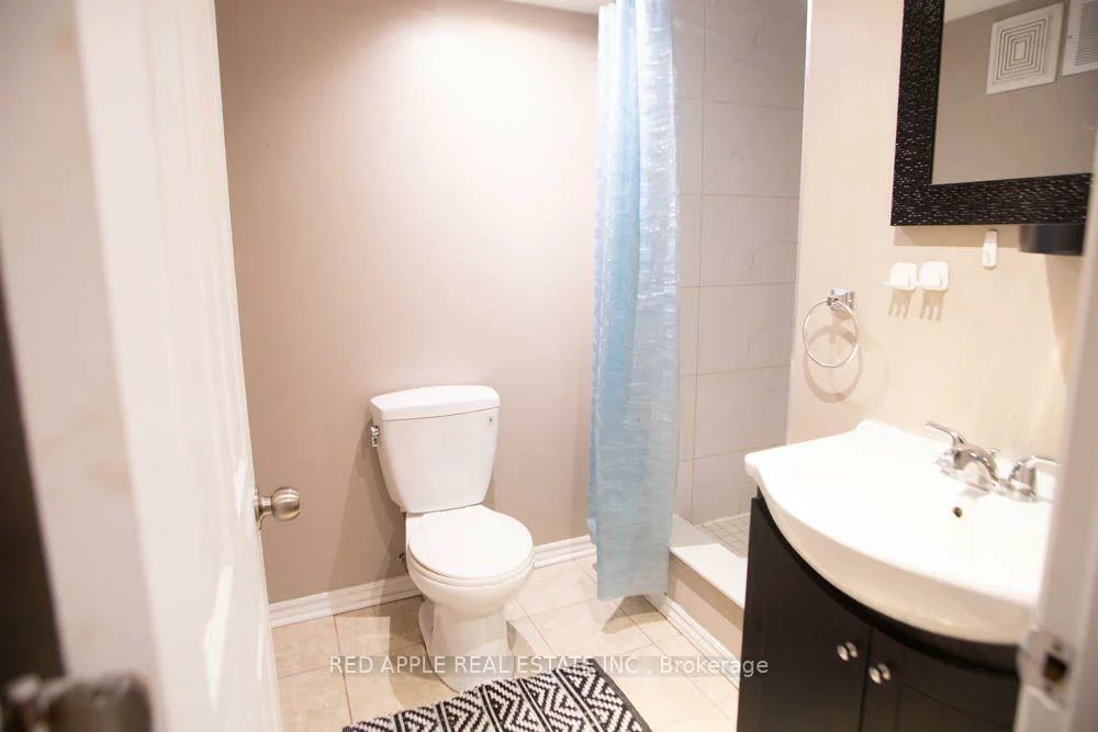 126, LONGFORD, Bristol-London, Newmarket